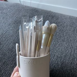 COPY - Spectrum cosmetics sculpt brush set